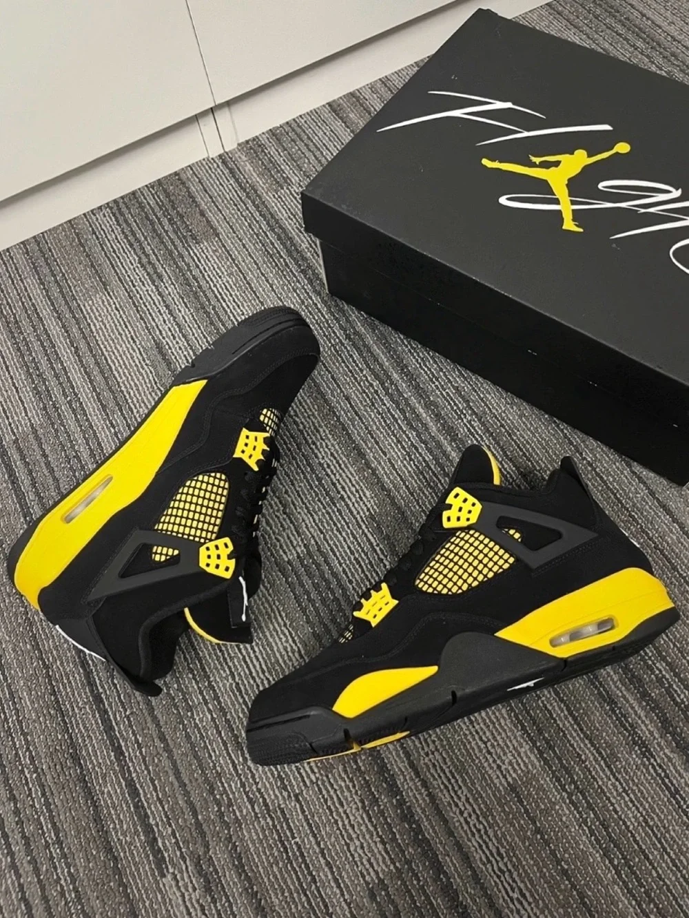 Jordan 4 Retro Yellow Thunder 2023 -Men's Athletic Shoes Classic Sneakers